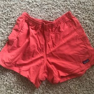 patagonia women’s baggies